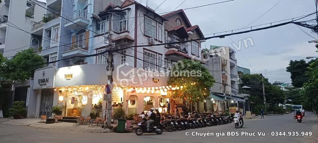 Bán nhà lô góc 2 mặt tiền Lê Đức Thọ, P.15, Gò Vấp – 107,5m², đường 12m, 3 tầng, đang cho thuê cafe